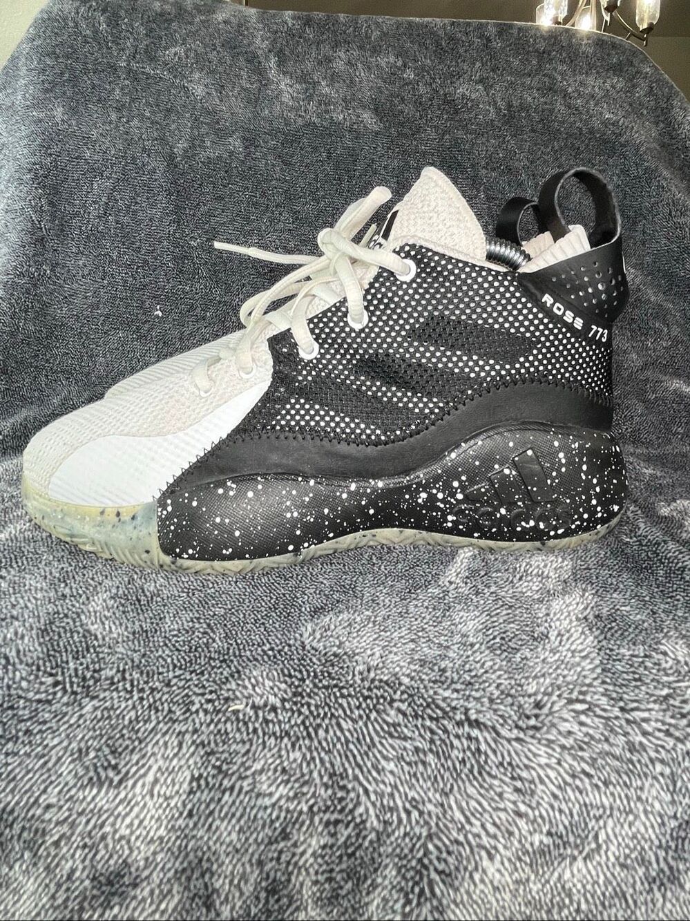 Adidas D Rose 773 III Basketball Shoes Men's Size 6 / Women's Size 7 Black White